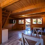 Semesterbostad Dadaj Summer Camp - Caloroczne Ruklawki