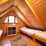 Dadaj Summer Camp - Caloroczne Ruklawki Semesterbostad